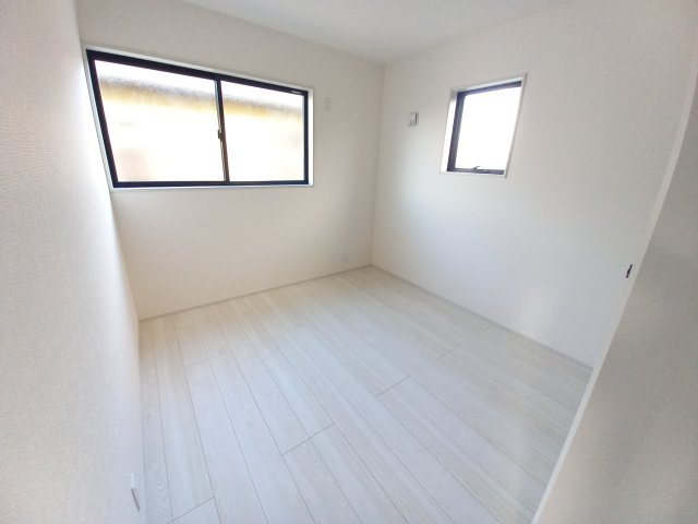 【いわき市平下川原　全２棟／1号棟】　◇◆＼期間限定キャンペーン開催♪／◇◆の洋室|きれいな洋室です