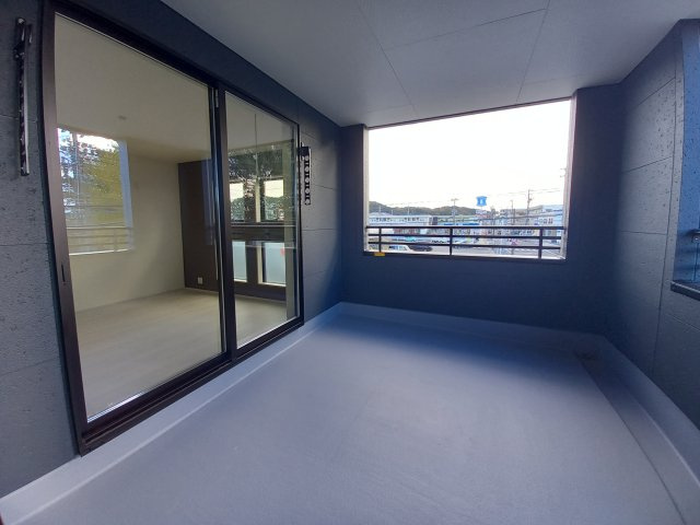 【いわき市平下川原　全２棟／1号棟】　◇◆＼期間限定キャンペーン開催♪／◇◆のバルコニー|開放的で明るい空間を演出してくれるバルコニーです