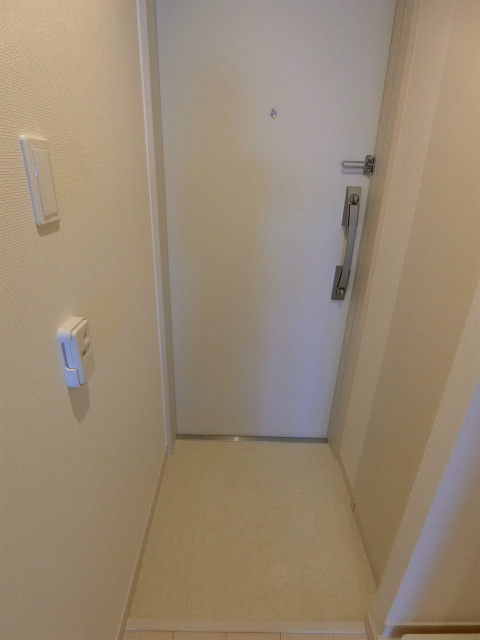 リブリ・メリオダスの玄関|きれいな玄関です