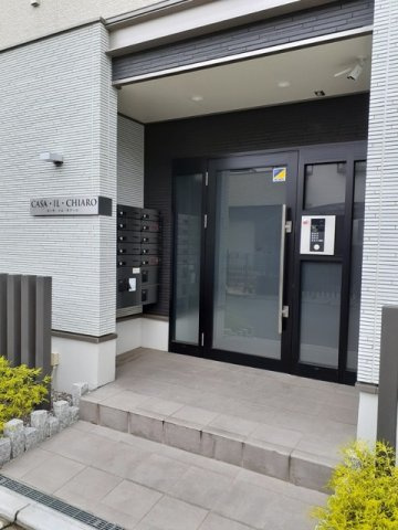 カーサ・イル・キアーロのエントランス|毎日通るエントランスはこのようになっています