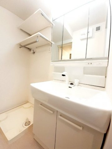 カーサ・イル・キアーロの洗面所|コンパクトで使いやすい洗面所