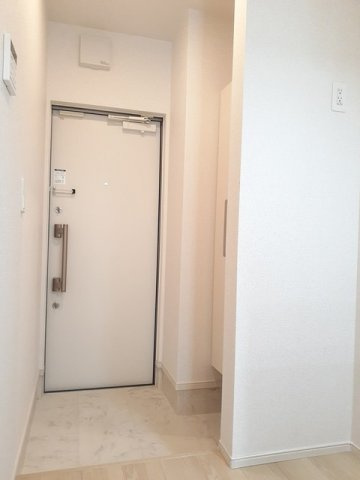 ニューグレイスの玄関|落ち着いた玄関です