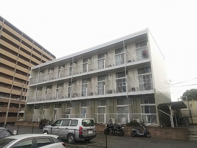 レオパレスピュアの外観|おしゃれな外観です