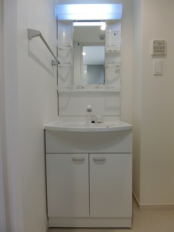 リブリ・新所沢の洗面所|ゆったりとスペースのある洗面所