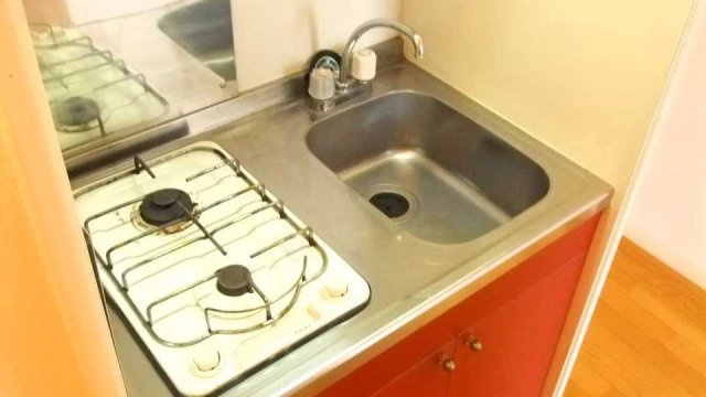 レオパレスアイムのキッチン|２口ガスコンロ