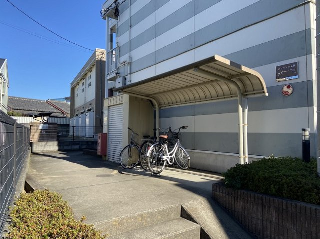 レオパレスアルカディアのその他|駐輪場