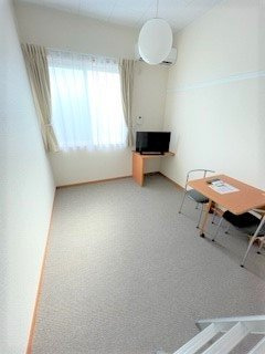 レオパレスピュアの居間・リビング|ゆったり過ごせる居間です