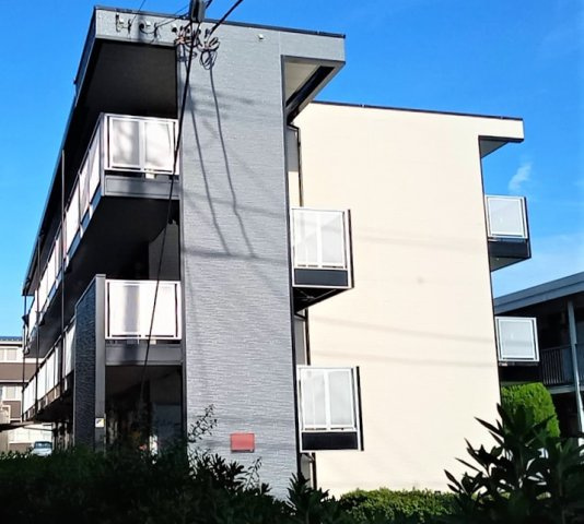 レオパレスプランタンⅡの外観|おしゃれな外観です