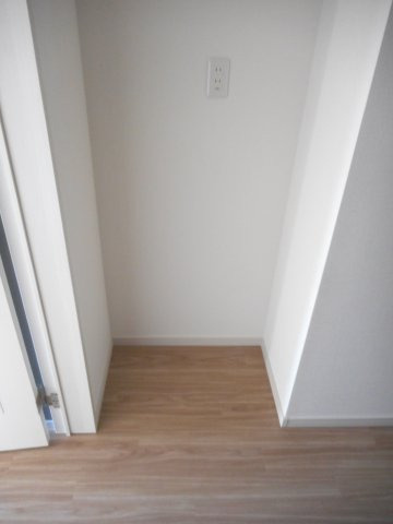 アストライアの内装|冷蔵庫スペース