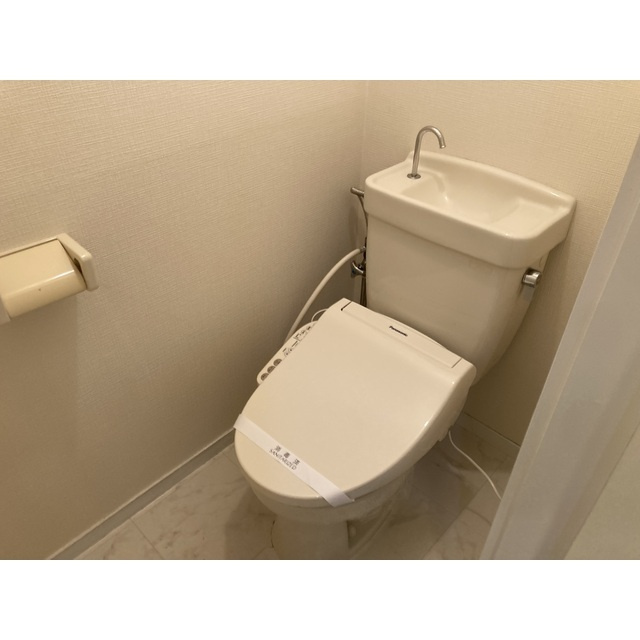 フリーダムＣ棟の玄関|毎日通る玄関はこちらです