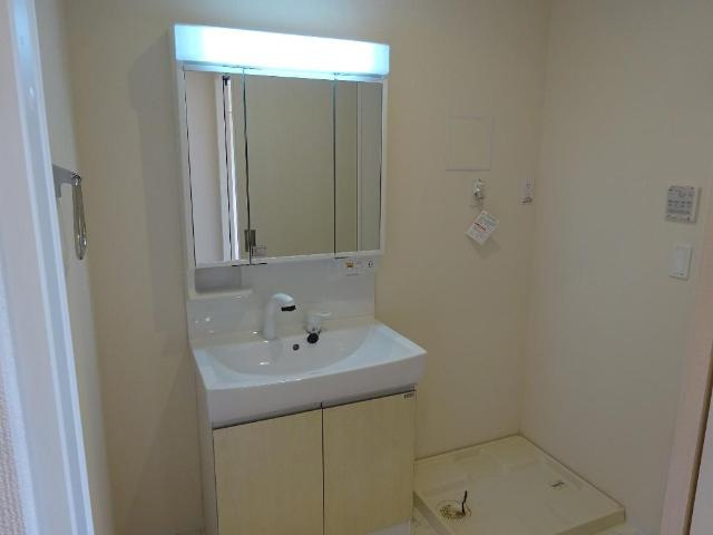 ウインズ・Ｂの洗面所|洗髪洗面化粧台