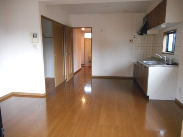 フェアリーズガーデン入西の居間・リビング|ゆったり過ごせるリビングです