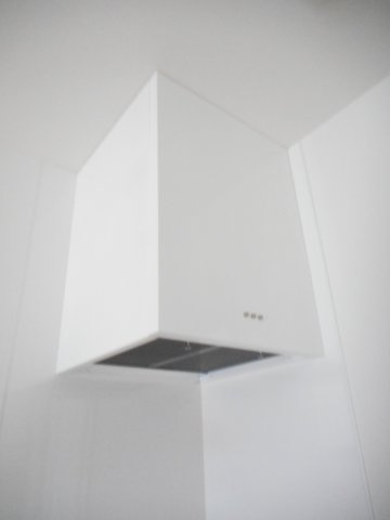 ワグテイルのキッチン|コンパクトなキッチンで掃除もラクラク