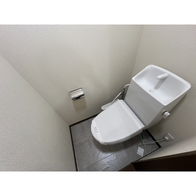 サンハイツ和泉のトイレ|シンプルで使いやすいトイレです