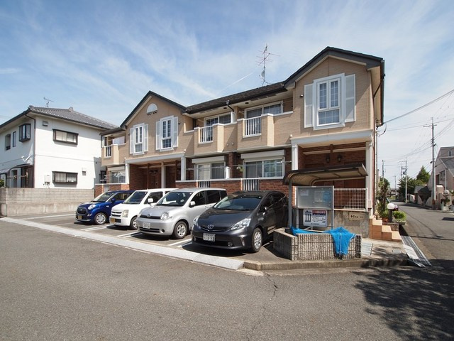 ビッツ真美の駐車場