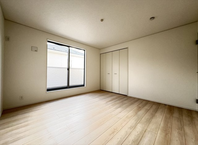 【洋室】 | 朝霞市宮戸3丁目　新築一戸建住宅　全16棟　(志木本店) | 洋室8帖
