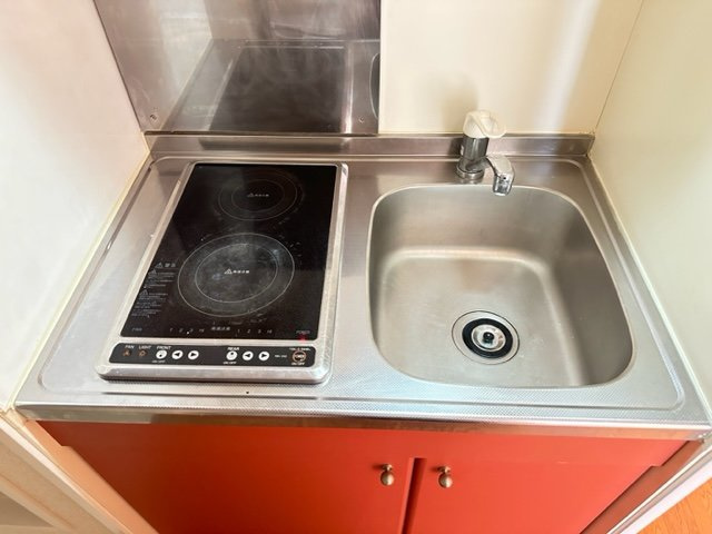 レオパレスセレブのキッチン|使いやすいキッチンです