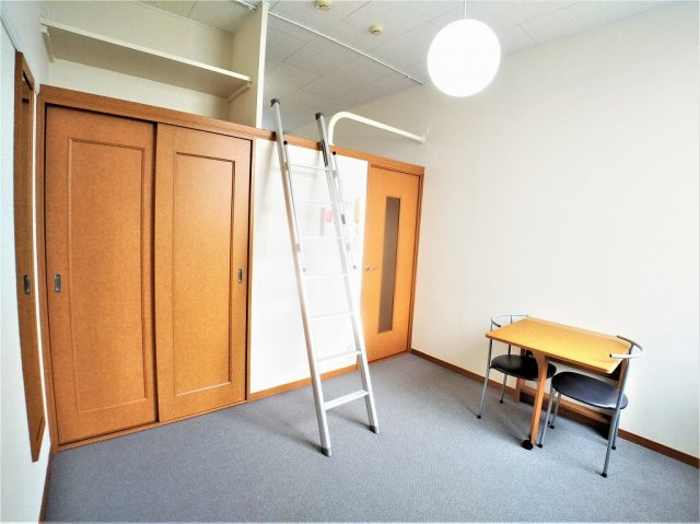 レオパレスセレブの居間・リビング|おしゃれな居間です