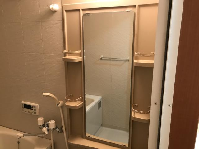 コンフォースの浴室|浴室鏡