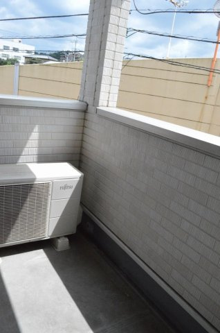 ウィーバー・ハウスのバルコニー|広々としたバルコニーです