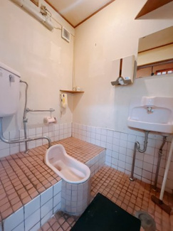 commercial 元町4丁目