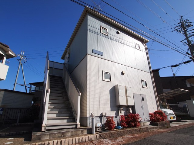 アルティ二上の外観