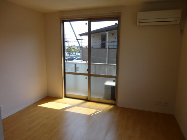 アルティ二上の居間・リビング