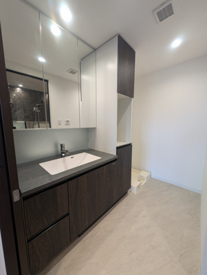 【洗面所】 | エクセレンシア三京さくら通り