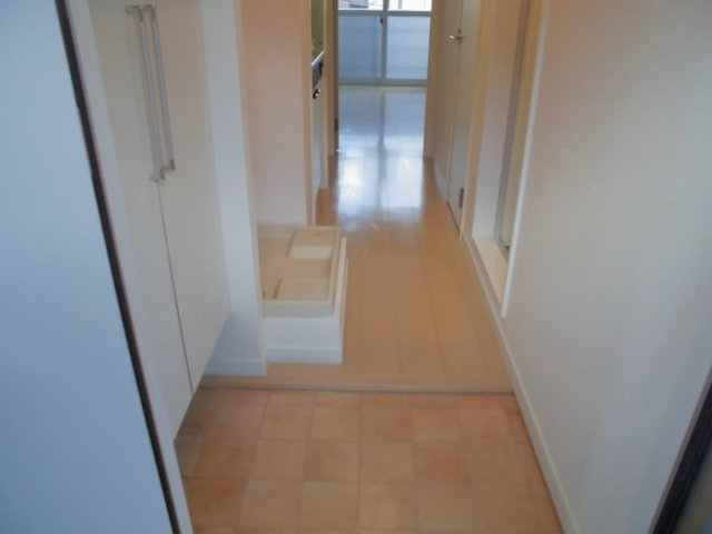 オーガスタ篠崎の玄関|他部屋参考写真