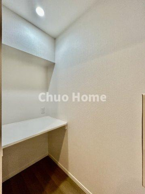 【内装】 | ボナハイツ中川1号棟 | テレワークやお子様のお勉強場所などにご利用ください