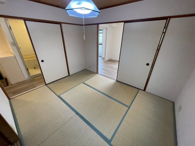 ビーフェリスの和室