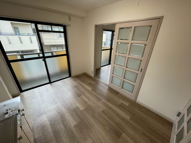 ビーフェリスの居間・リビング