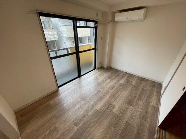 ビーフェリスの居間・リビング