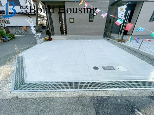 「角地」「お車並列2台駐車可」二見町西二見 B号棟の駐車場