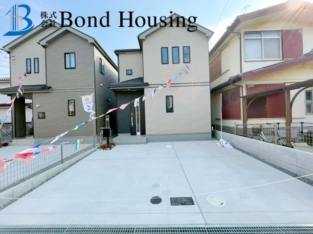 「商業施設徒歩9分」「4LDK」二見町西二見 A号棟の外観