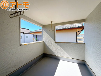 【バルコニー】 | 清水区村松原第4　新築戸建　2号棟 | インナーバルコニーはお出かけ中の急な雨でも安心♪