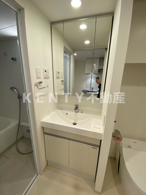 【洗面所】 | 大森ウエスト | 脱衣スペースもあります