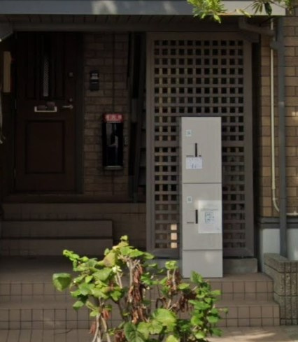 アネックス壱・弐番館のエントランス