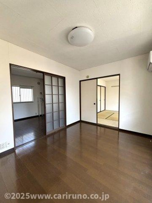 【居間・リビング】 | クリスタルサウザンド