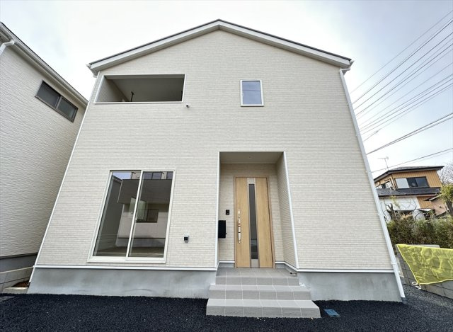 【外観】 | 朝霞市宮戸3丁目　新築一戸建住宅　全16棟　(志木本店) | 完成済みのためいつでも内覧可能です！
全16区画の大型開発分譲地につき住環境良好！