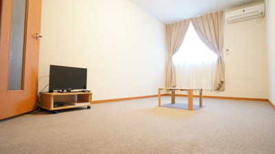 【寝室】 | レオパレス安里 | 広々とした家具家電付きのお部屋です♪