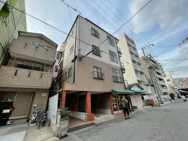 プチシャトーあけぼのの外観