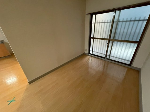 プチシャトーあけぼのの居間・リビング