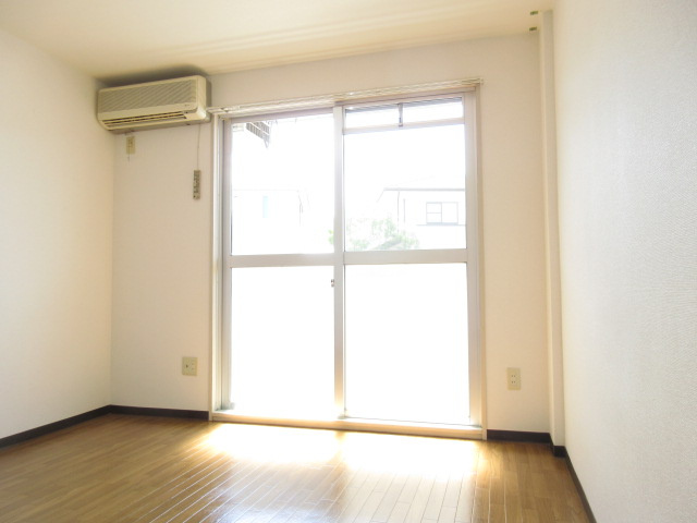 【洋室】 | ガーデンプレイスおしくま