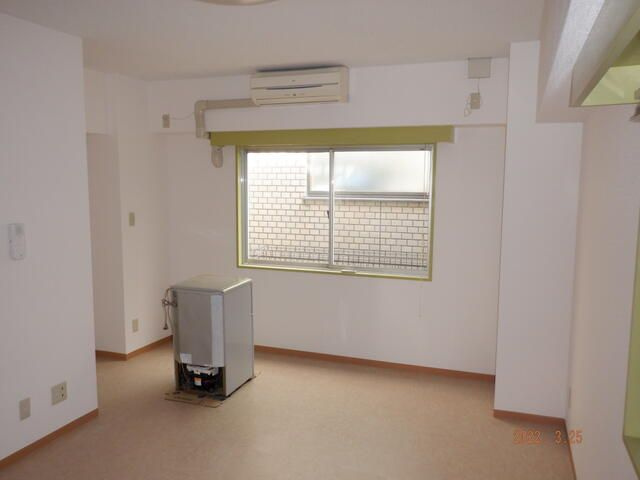 ユウトビルの内装