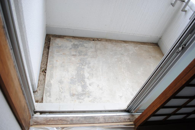 【バルコニー】