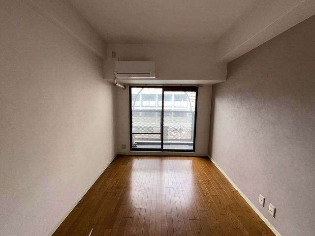 ラ・ハイール住吉の洋室