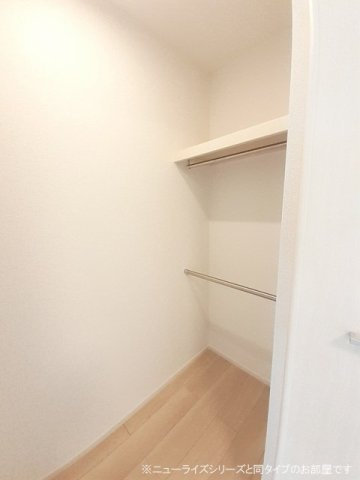 ウィステリアＢの収納