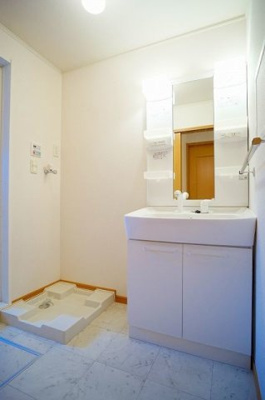 【洗面所】 | グラン・ソレイユＢ