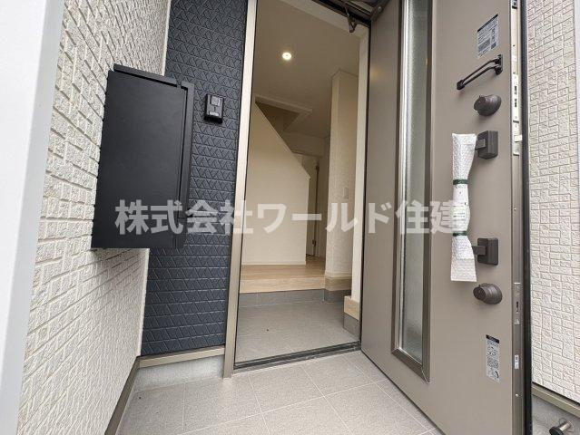 入間市高倉の玄関